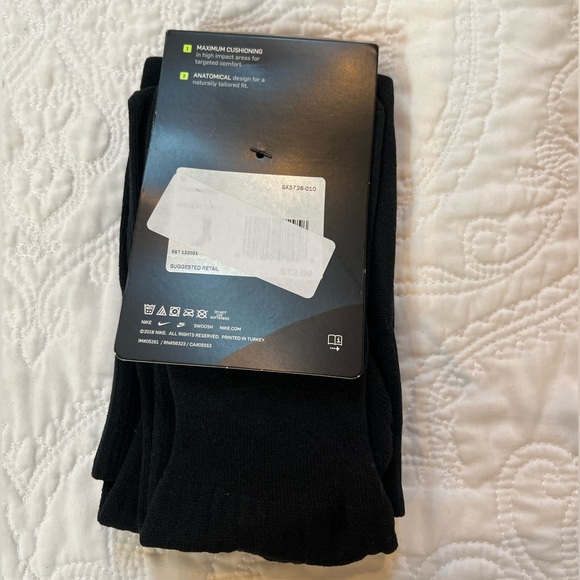 Nike Classic, cushioned knee high, soccer socks, black, NWT - Picture 2 of 5